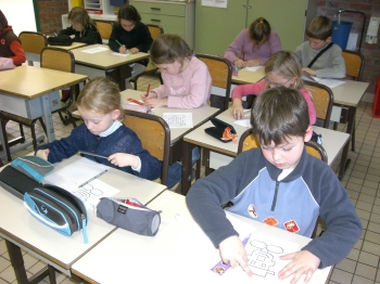 http://ecole.stex.free.fr/Notreecole/cp_07_08/clowns07/repro3.JPG
